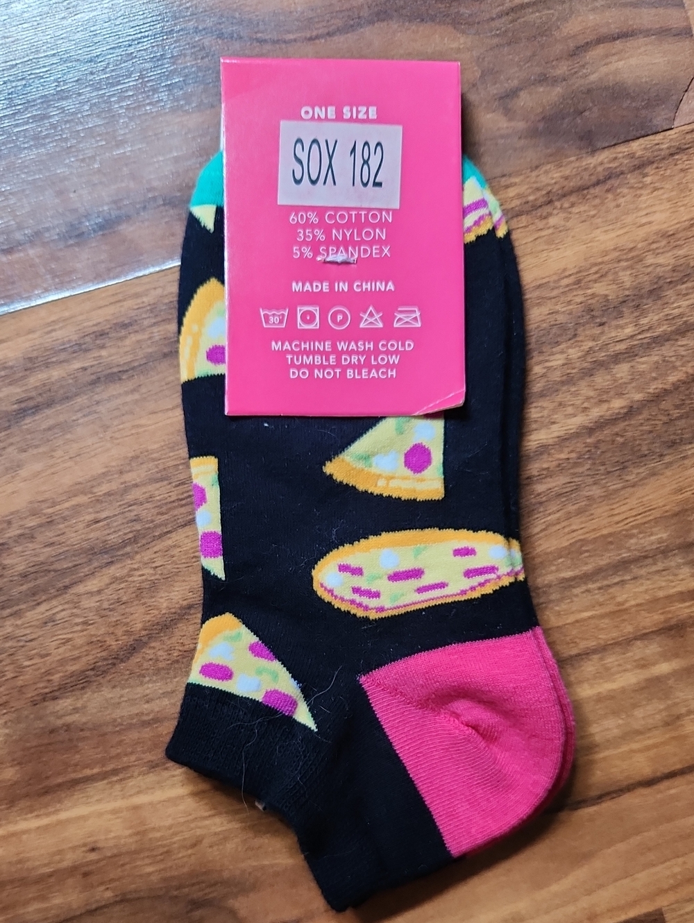 NWT Black & Pink Pizza Ankle Cheek Boss Socks - Picture 2 of 2